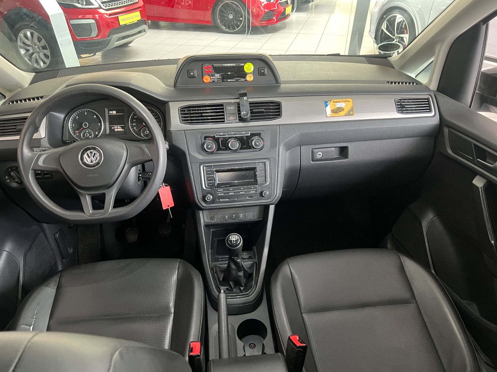 Fahrzeugabbildung Volkswagen Caddy PKW Maxi *MOTOR BEI VW NEU 100.000KM*