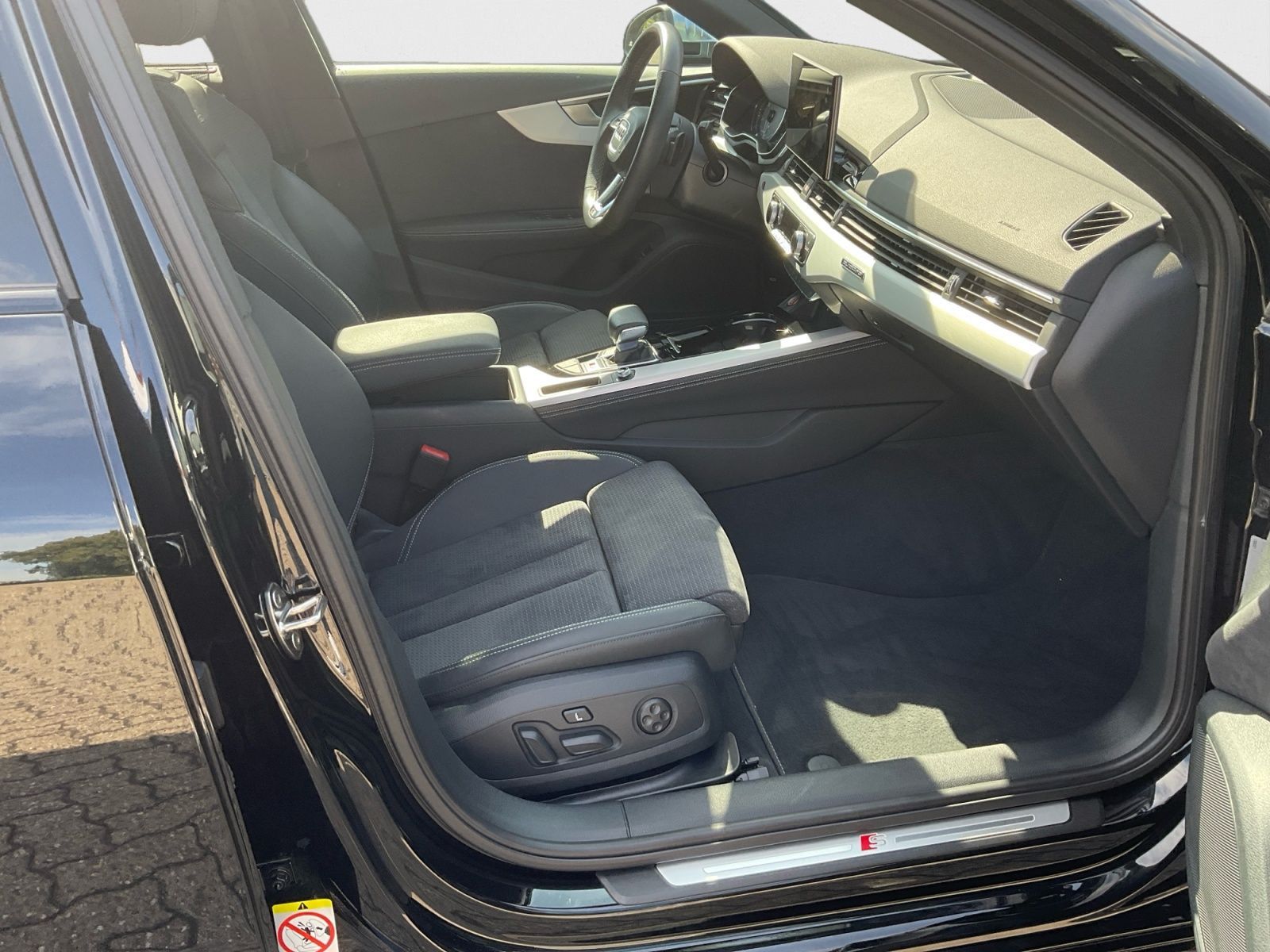 Audi S4 - Bild 15