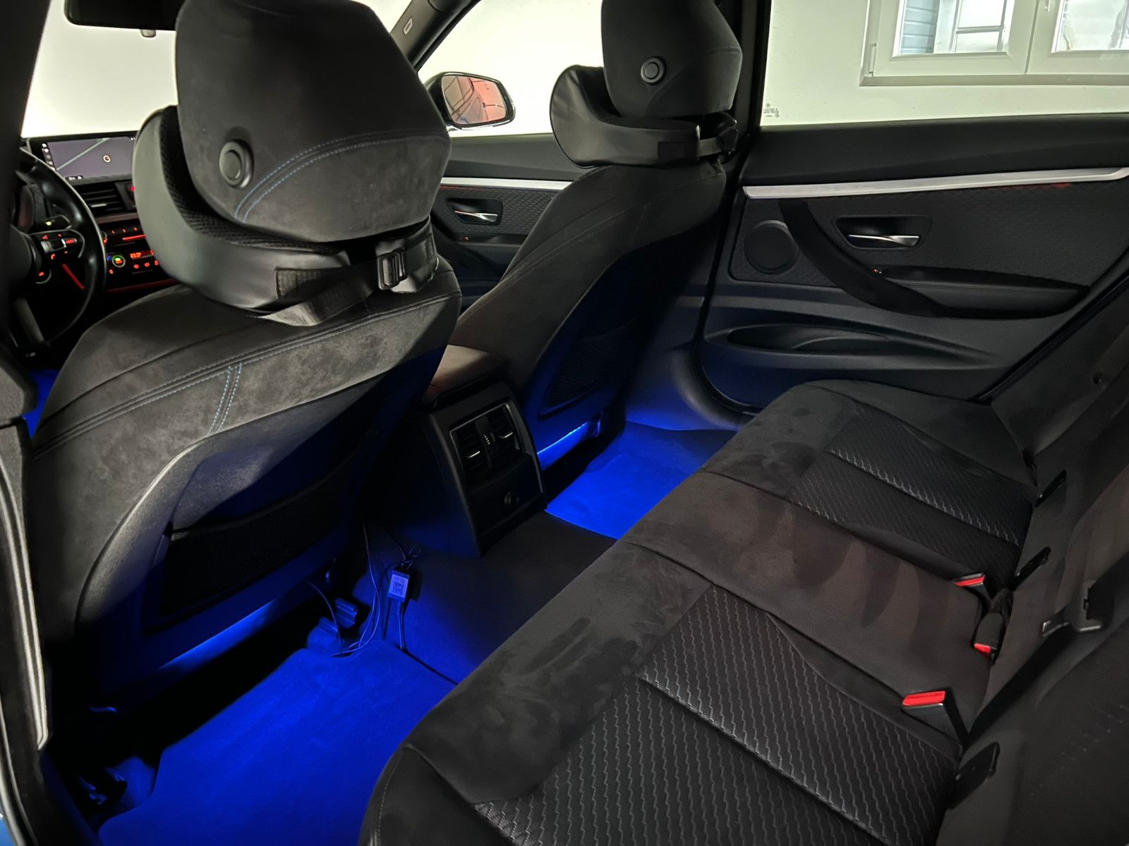 Fahrzeugabbildung BMW 330 i xDrive GT M SPORT/LED/NAVI PROF/AHK/DE FZG