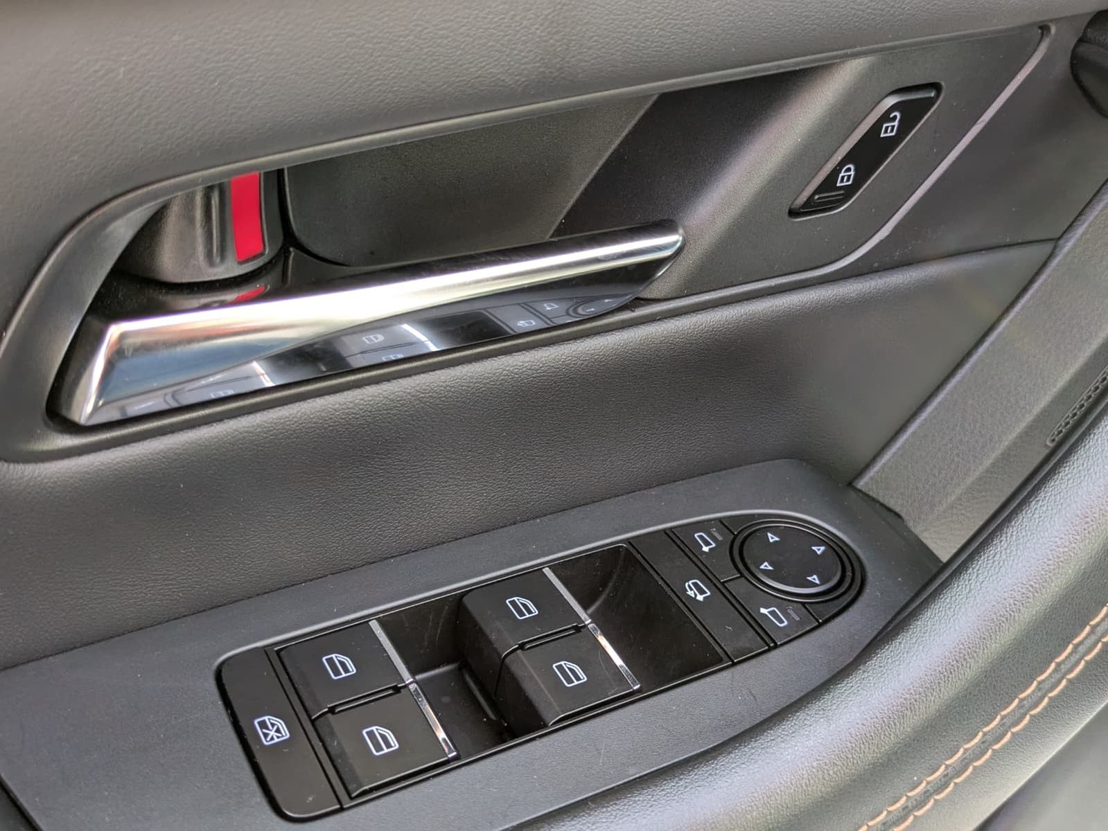 Fahrzeugabbildung Mazda CX-60 HOMURA AWD MATRIX*BOSE*LEDER*HUD*ACC*360°