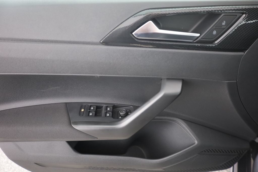 VOLKSWAGEN Polo 2026