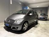 Mercedes-Benz Mercedes-benz A 180CDI RESTYLING AVANTGARDE NAVI - Mercedes-Benz A 180: Cdi Avantgarde