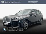 BMW iX1 xDrive30 SHZ* Adaptives M Fahrwerk* - mit Elektro-Antrieb: Geländewagen, Adaptives Fahrwerk