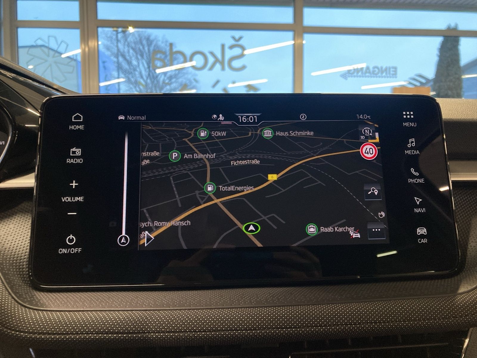 Fahrzeugabbildung SKODA Fabia Balance 1.0 TSI DSG 3 J ASG ACC PDC Climat