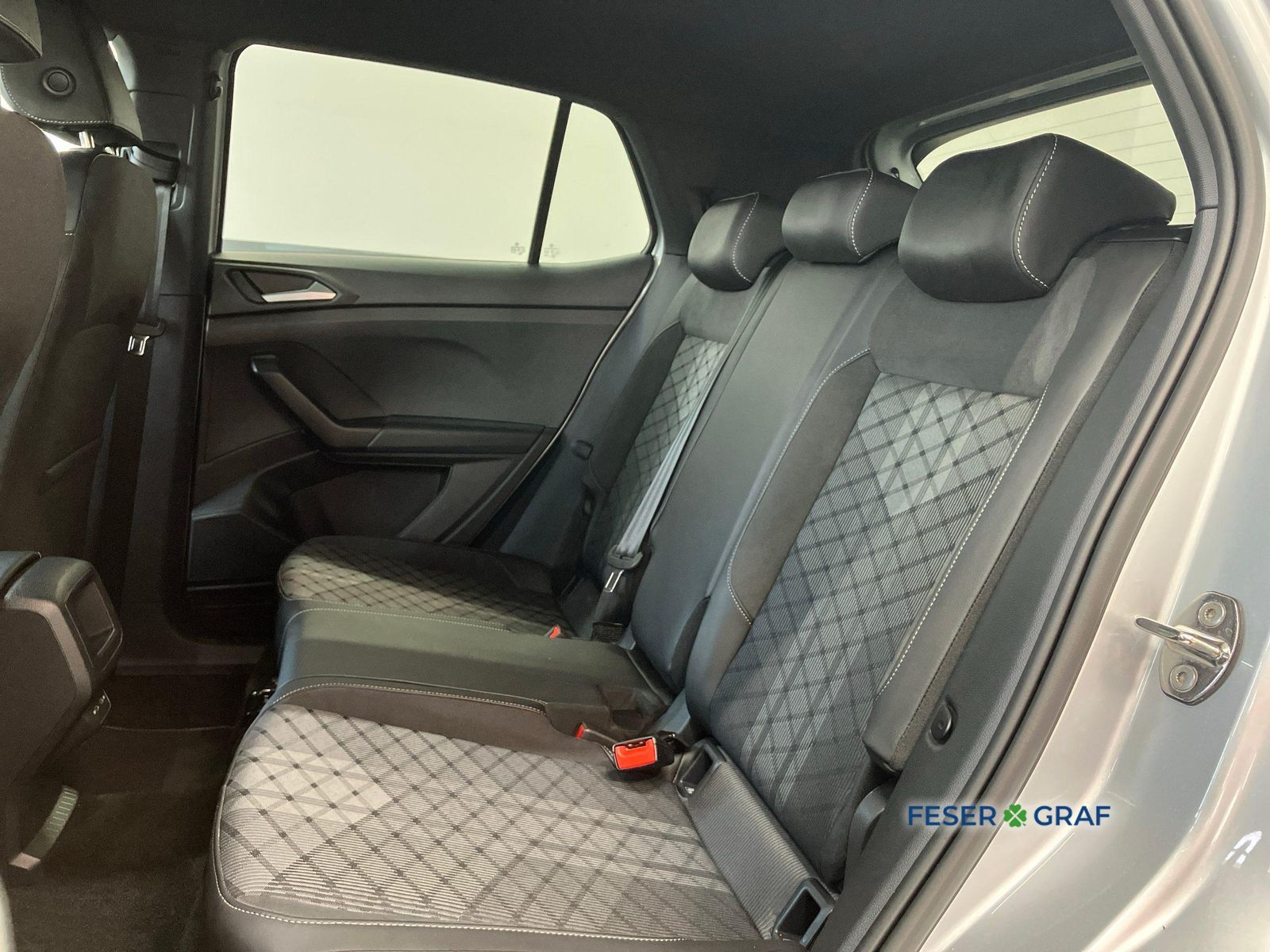 Volkswagen T-Cross - Bild 10
