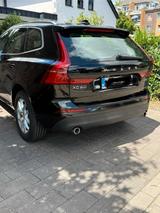 Volvo XC60 D5 AWD Momentum Geartronic Momentum - Volvo XC60 Gebrauchtwagen in Düsseldorf