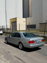 Mercedes-Benz Mercedes Benz W210 E240 Avantgarde - Mercedes-Benz W210