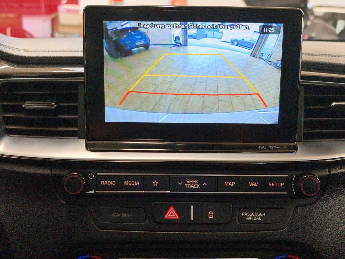 Kia CEED 1.6T GT PANO-DACH+NAVI+LED+KAMERA+SITZHEIZU