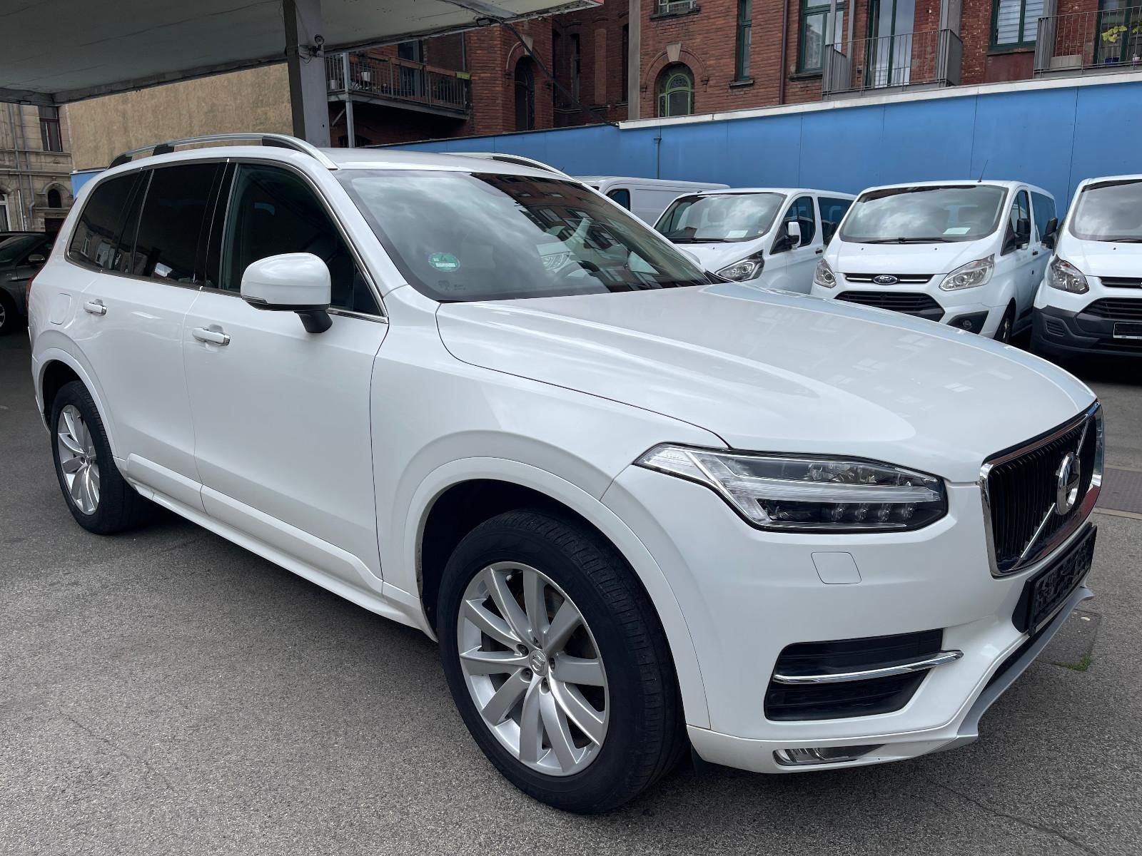 Volvo XC90 D5 AWD Momentum 7-SITZE ACC DAB H/K CAM