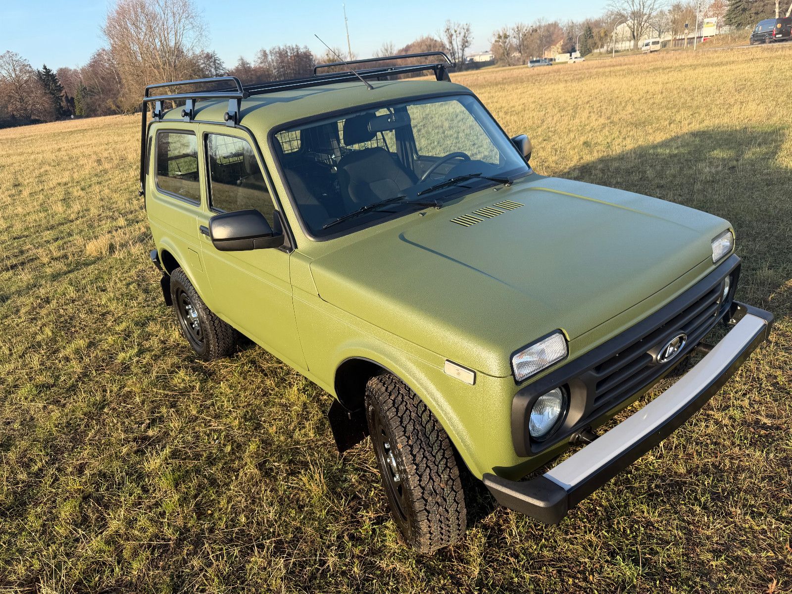 Fahrzeugabbildung Lada RAPTOR OLIVGRÜN! STANDHEIZUNG "NORMA  JAGDW."