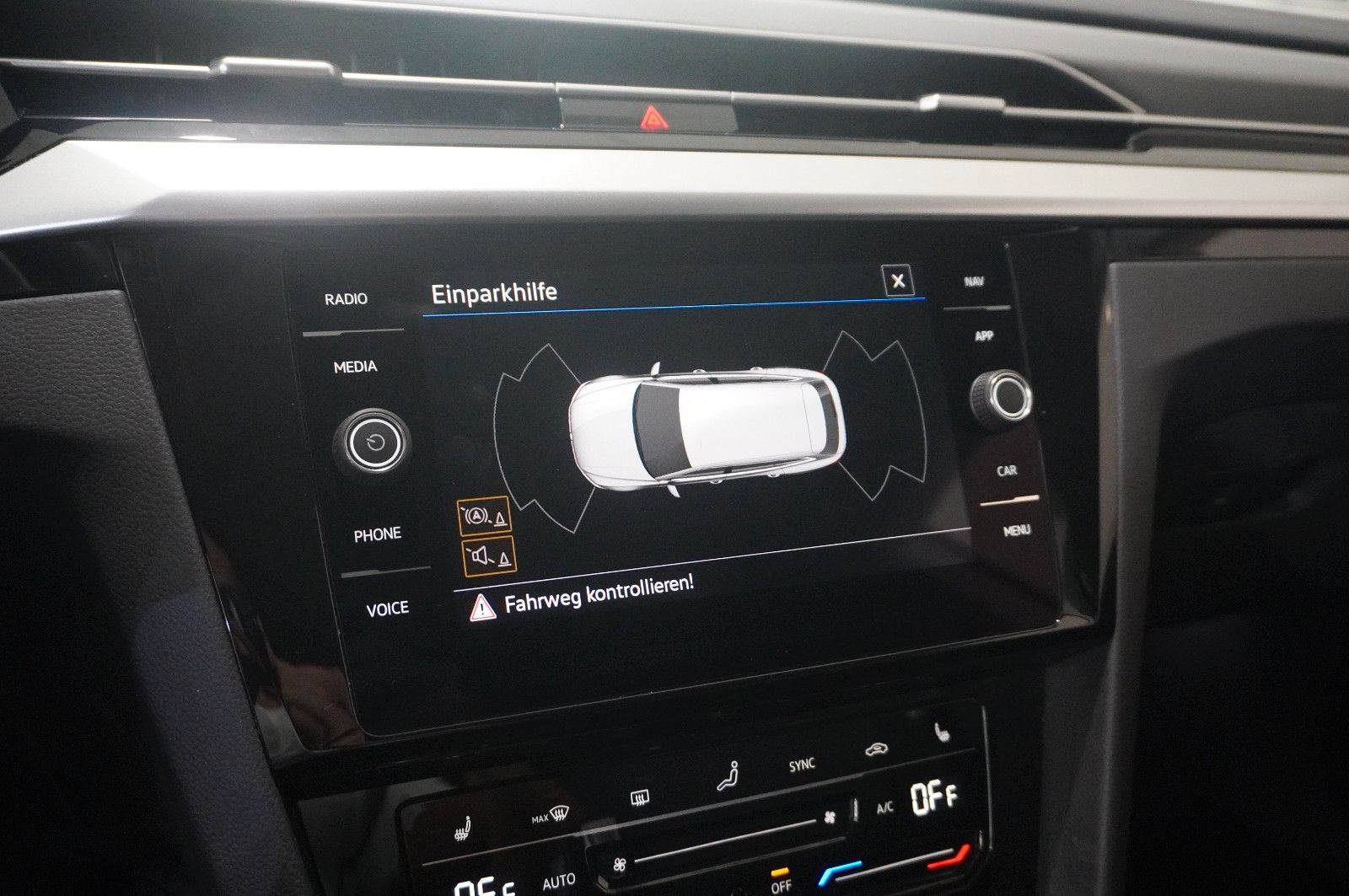 Fahrzeugabbildung Volkswagen Arteon Shooting Brake 2.0D DSG NAVI/VIRT/SH/DAB+