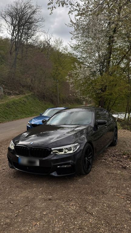 Image of BMW 530