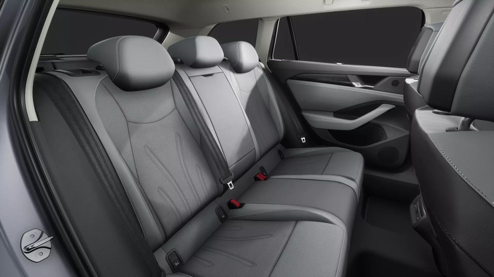 Volkswagen Passat Variant - Bild 12