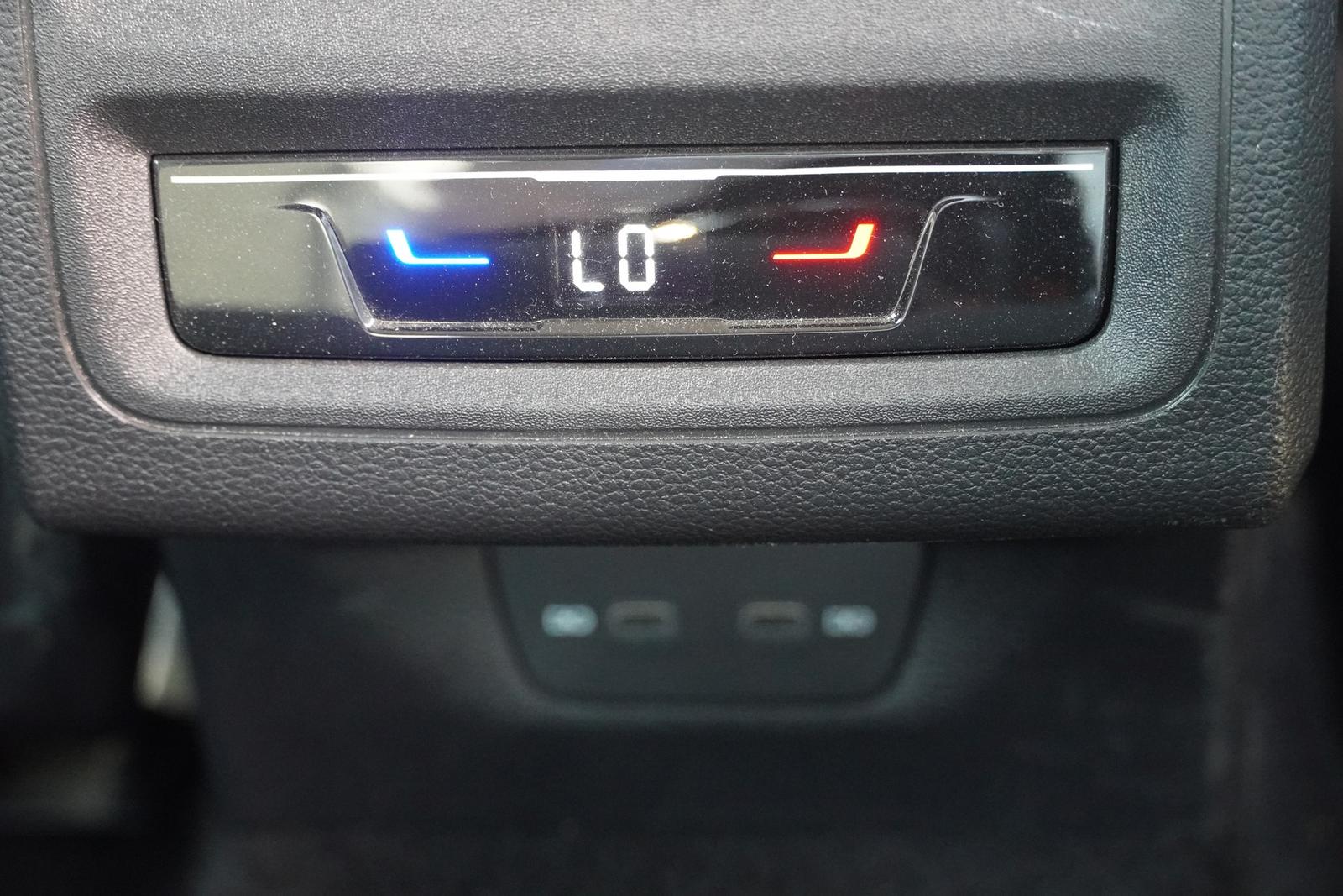 Volkswagen Golf VIII 1.5 TSI Life LED Navi Kamera DAB, миниатюра 29