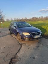 Volkswagen Vw Volkswagen Passat Kombi Blau guter Zust... - gebrauchte VW Passat aus dem Jahr 2005