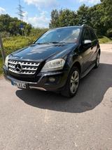 Mercedes-Benz ML 320 CDI 4MATIC (W164) - Mercedes-Benz ML 320 in Duisburg