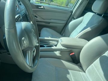 Mercedes ML 350 - 7