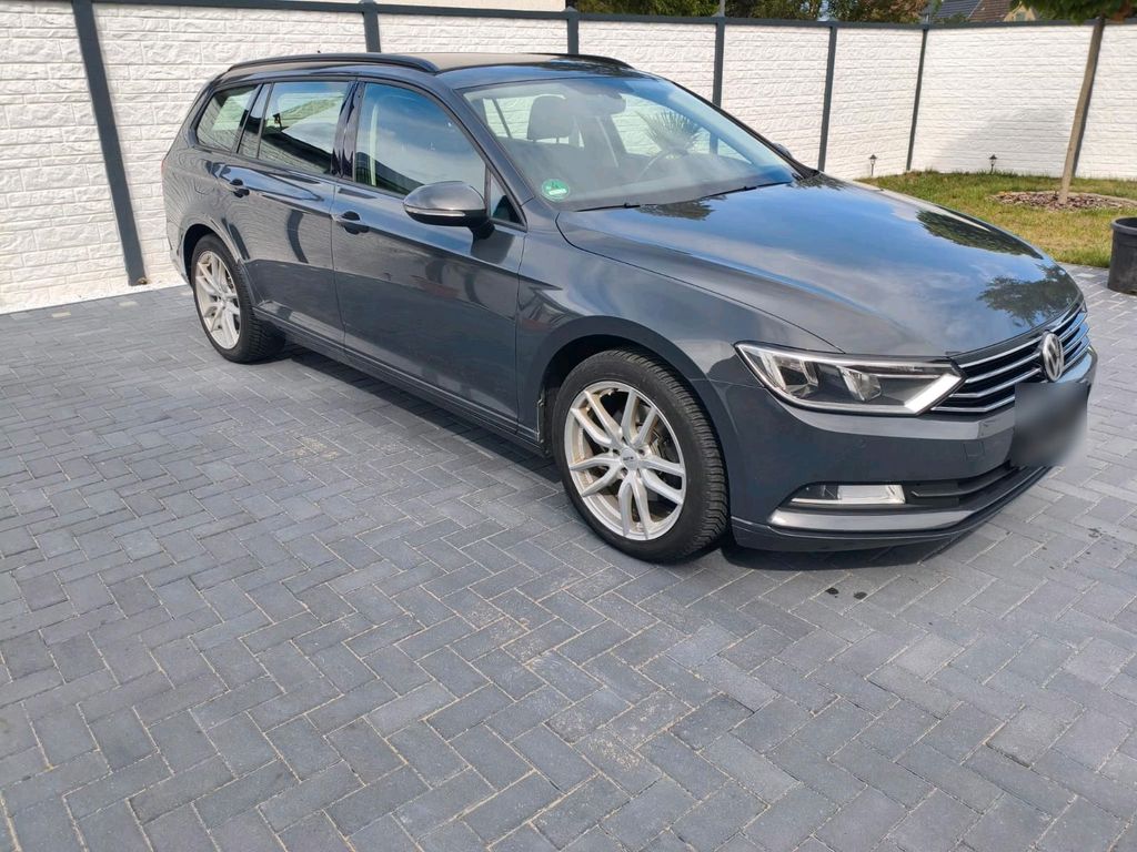 Image of Volkswagen Passat Variant