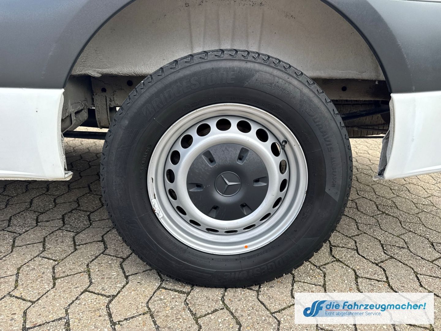 Fahrzeugabbildung Mercedes-Benz Sprinter Kasten 317CDI EU6d-T Lichtsensor el.S