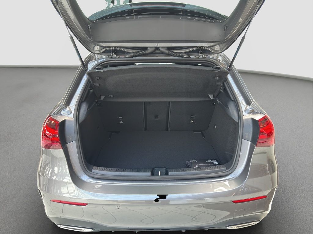Fahrzeugabbildung Mercedes-Benz A 200 d AMG*Night*LED*SpurH*AUT*Kam.*PDC*ParkAss