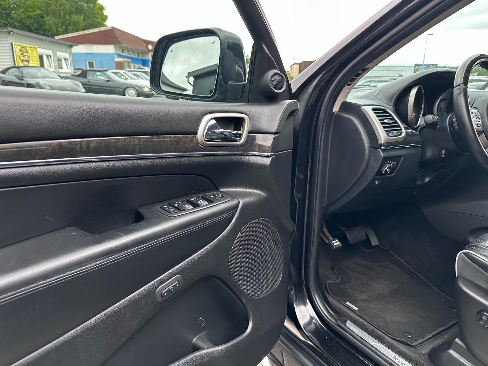 Jeep Grand Cherokee 3.0 CRD Overland | 241 ch | BVA | Cuir | GPS | Suspension pneumatique | Sièges chauffants | Attelage