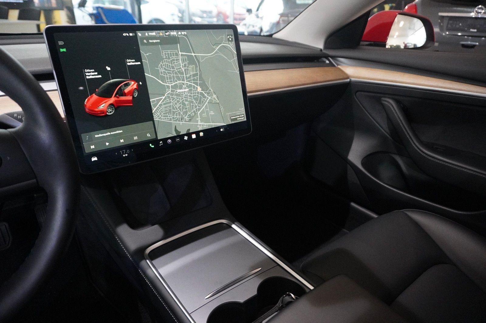 Fahrzeugabbildung Tesla Model 3 Standard Range Plus NAVI/KAMERA/DAB/PANO