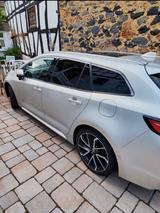 Toyota Corolla 2,0 Hybrid Lounge Touring Sports Lounge - Toyota Corolla Lounge mit Hybrid-Antrieb (Benzin/Elektro)