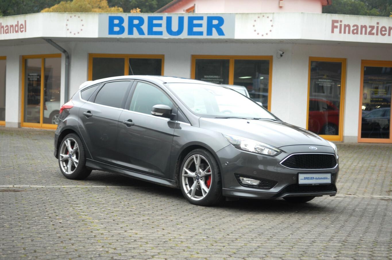 Ford Focus Titanium Navi Tempomat Klimaautomatik