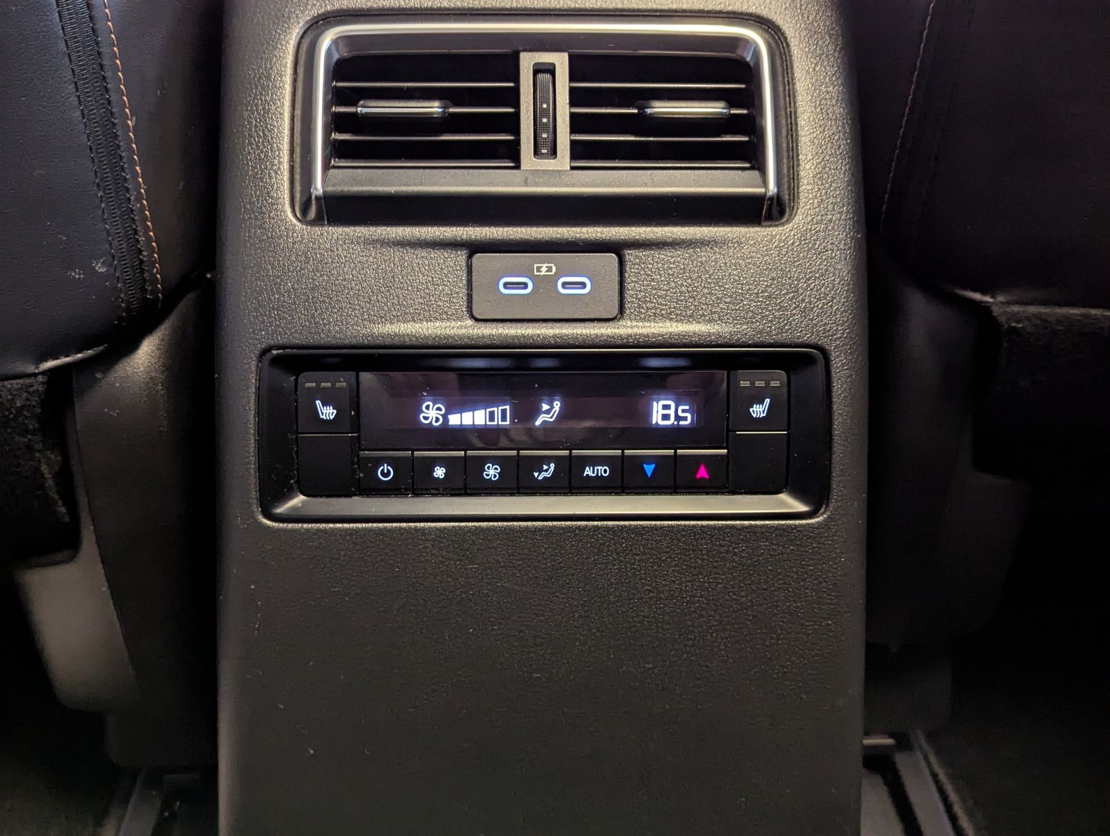 MAZDA CX-80 2.5SKYACTIV PHEV 327 HOMURA+ 7-Sitze Pano - Image 25