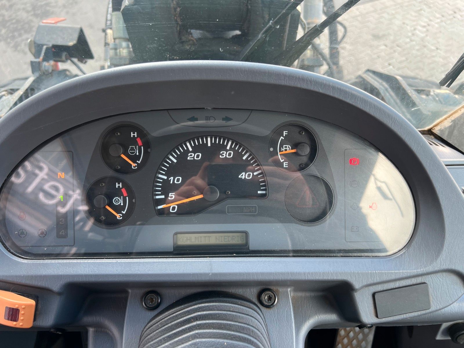 Fahrzeugabbildung Komatsu WA 250 PT - 5H / 12.390h /