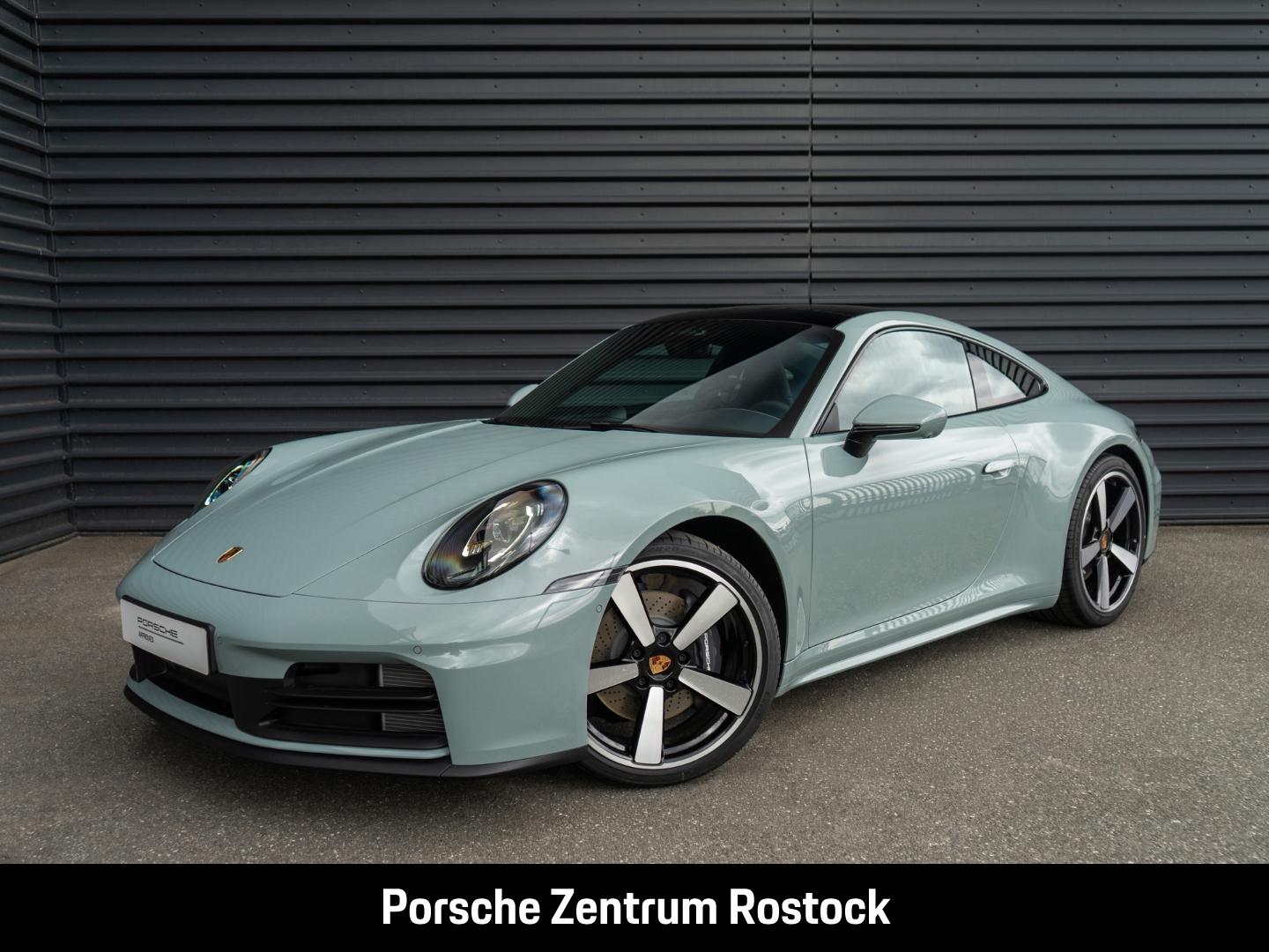 Porsche 992 911 Carrera Sportabgas Surround-View BOSE