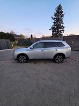 Mitsubishi Outlander 2.2 DI-D ClearTec 4WD AT Diamant E... - Mitsubishi Outlander mit Panoramadach