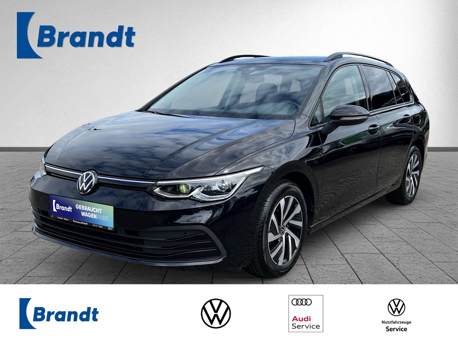 Volkswagen Golf VIII Variant 1.5 TSI Life MATRIX+PANO+NAVI
