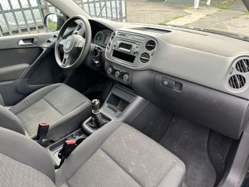 Volkswagen Tiguan - 9