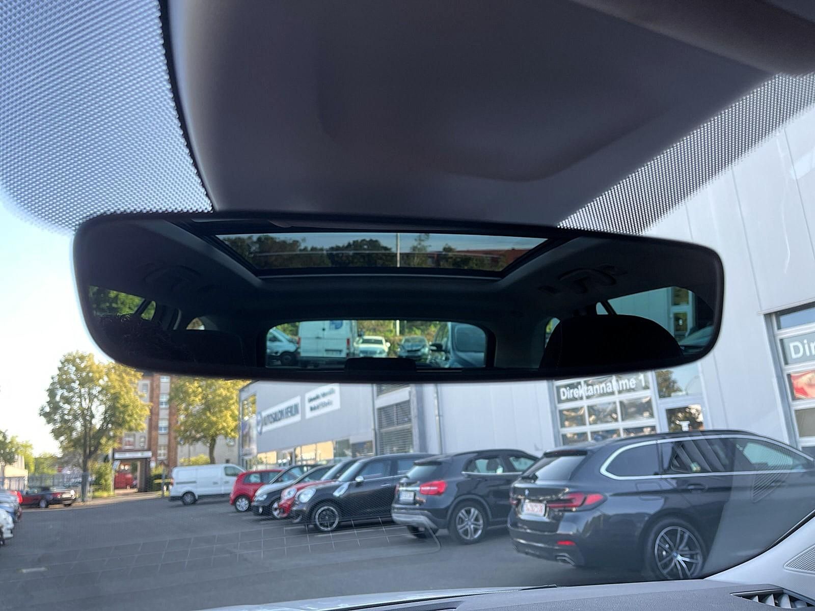 Skoda Octavia Combi 2,0 TDI DSG Style LED HUD PANO NAV foto 21