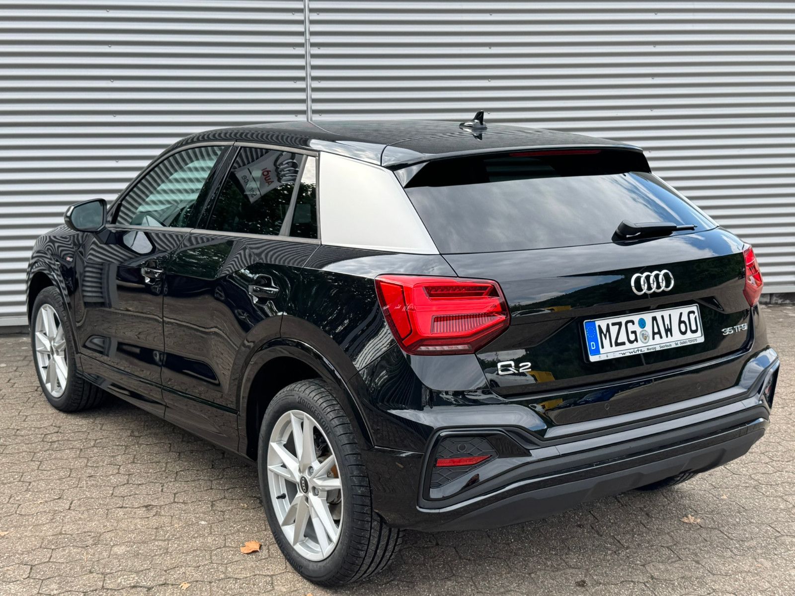 Fahrzeugabbildung Audi Q2 35 TFSI S line Navi ACC