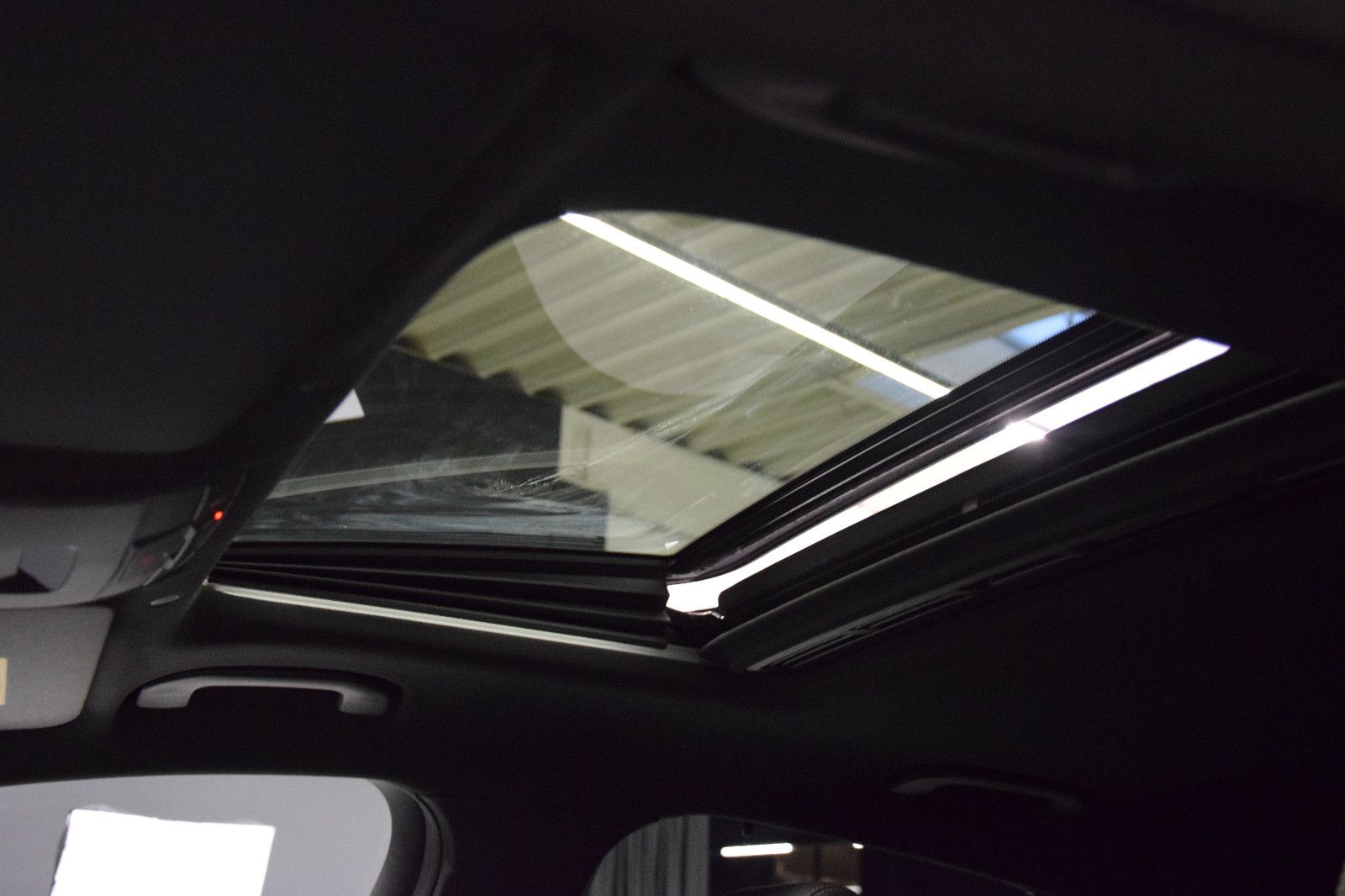 Fahrzeugabbildung Mercedes-Benz GLC 43 Coupe AMG 4Matic Pano s.AGA HuD ACC Burme