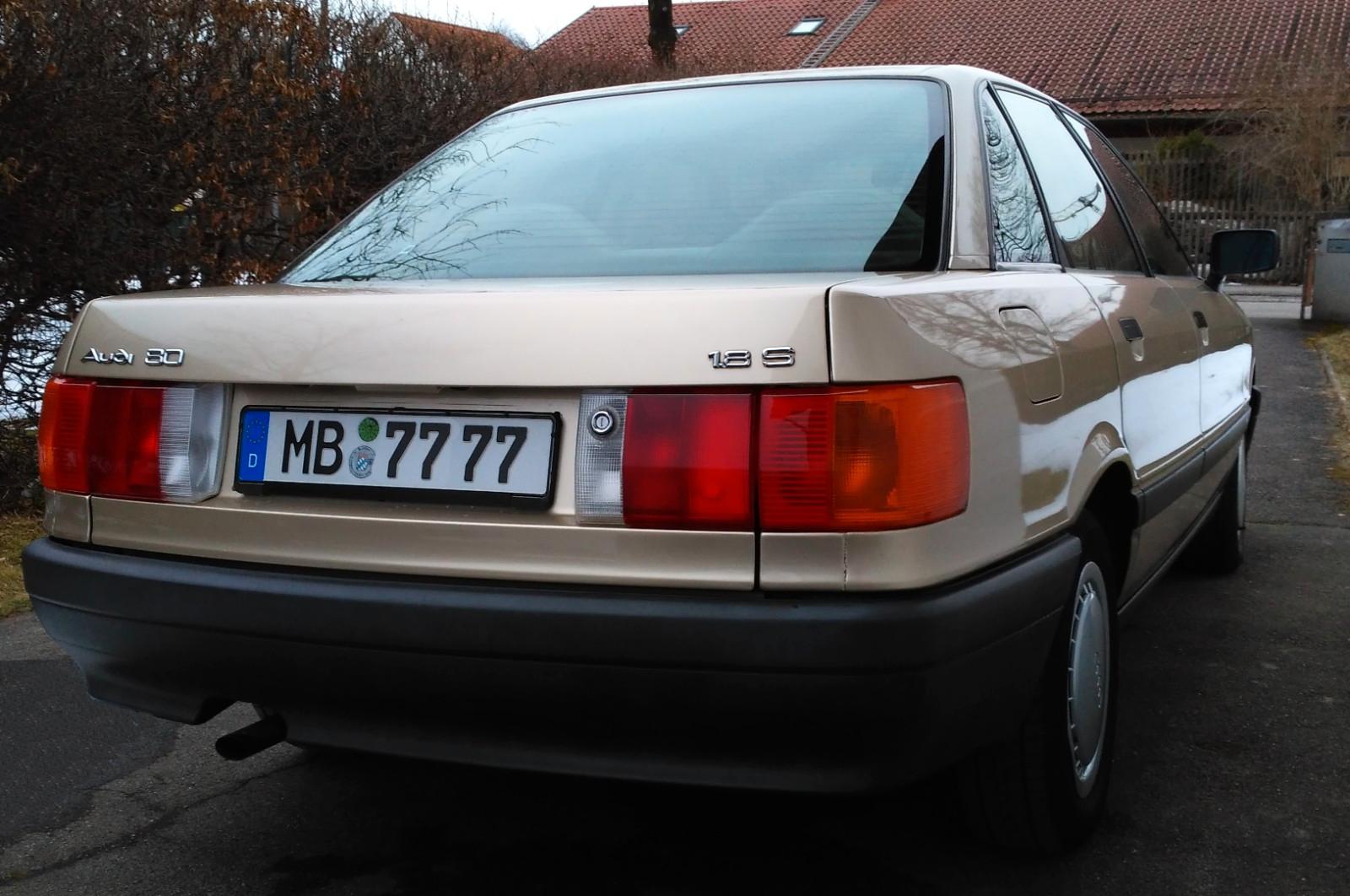 Audi 80 B3 1.8 S  gepflegter Garagenwagen