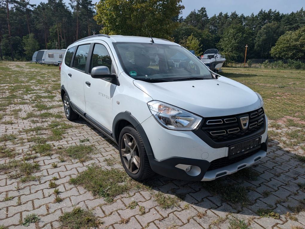 Image of Dacia Lodgy