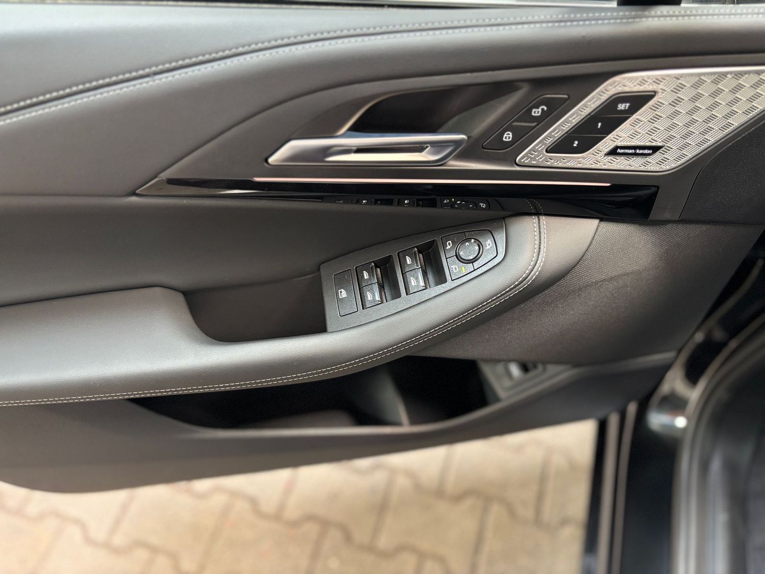 Fahrzeugabbildung BMW 218 Active Tourer Luxury Line Pano#HeadUp#H&K#Ka