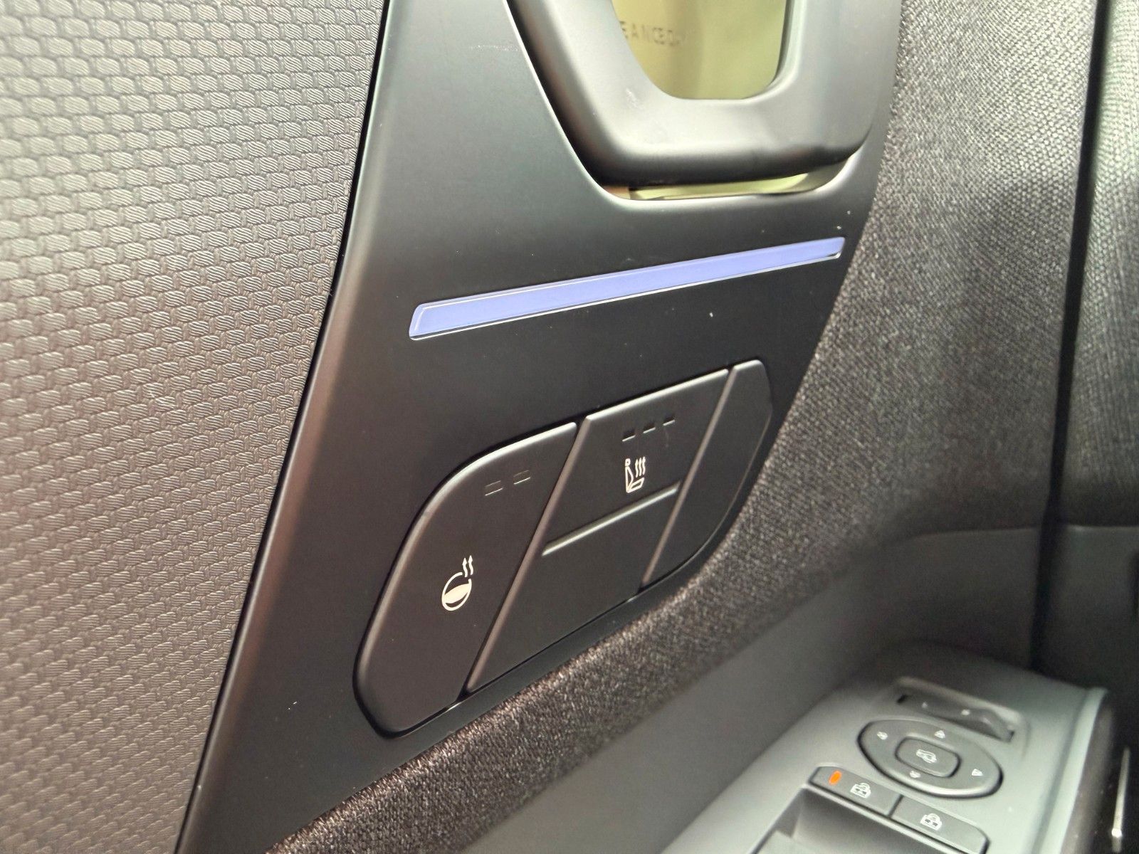 Fahrzeugabbildung Kia EV2 42.2 5S EARTH WIC TEC DWP DES