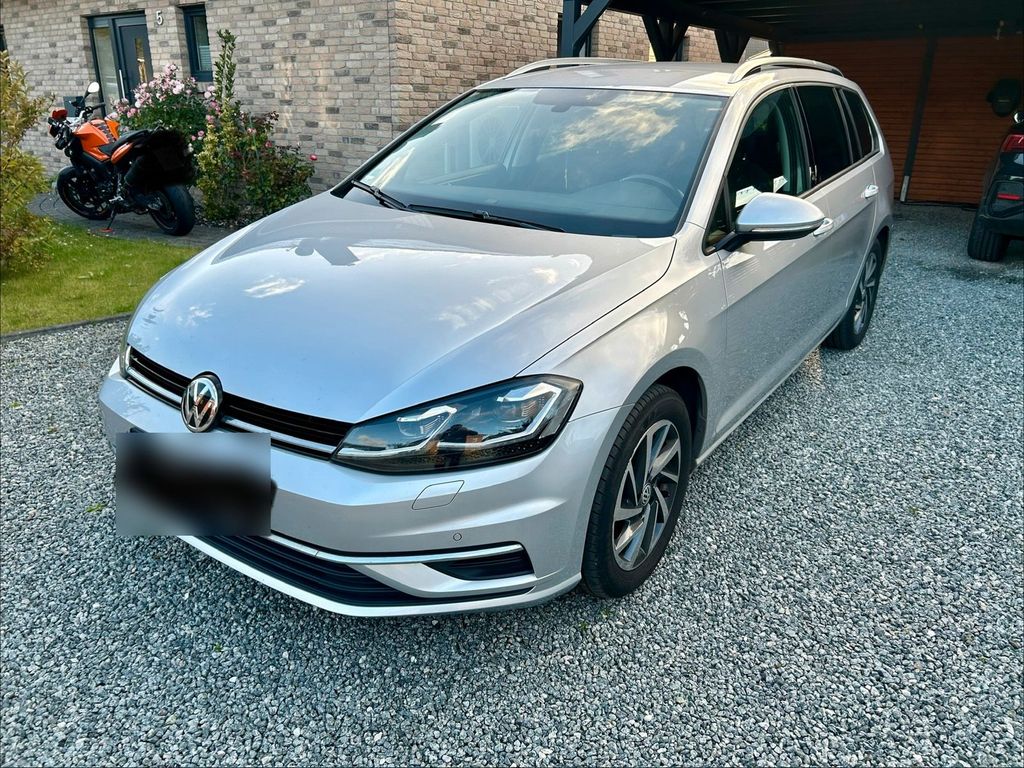 Image of Volkswagen Golf