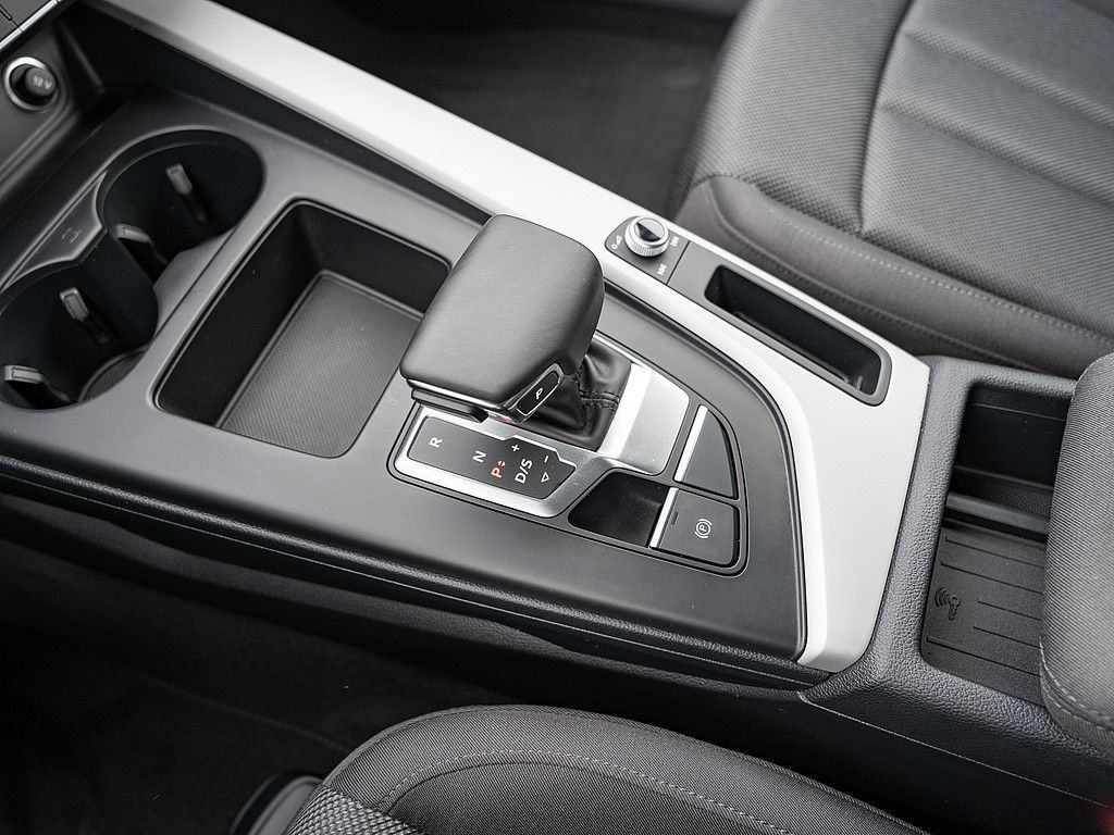 Fahrzeugabbildung Audi A4 Avant 2.0 TFSI NAVI PDC SHZ GRA MFL BT