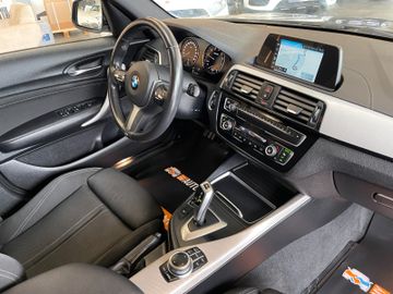 BMW 118i 5-Türer Aut. Edition M Sport Shadow*NAVI*LE