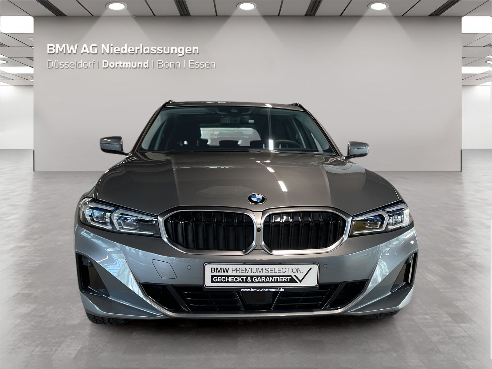 BMW 320i Touring Standheizung Harman K Kamera LED foto 5