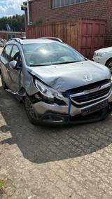 Peugeot 2008 Active - Peugeot: Unfallwagen