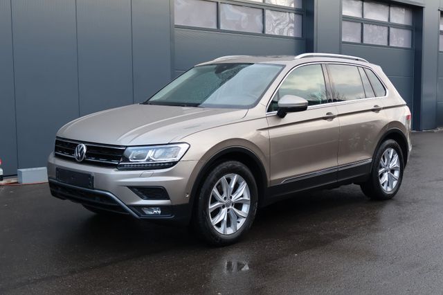 Volkswagen Tiguan Highline 4Motion ACC Panoramad. Leder Nav