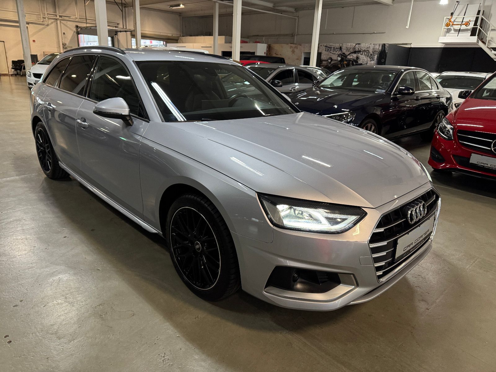 Fahrzeugabbildung Audi A4 35 TDI S-LINE BLACK RS4 SITZE MASSAGE VIRTUAL