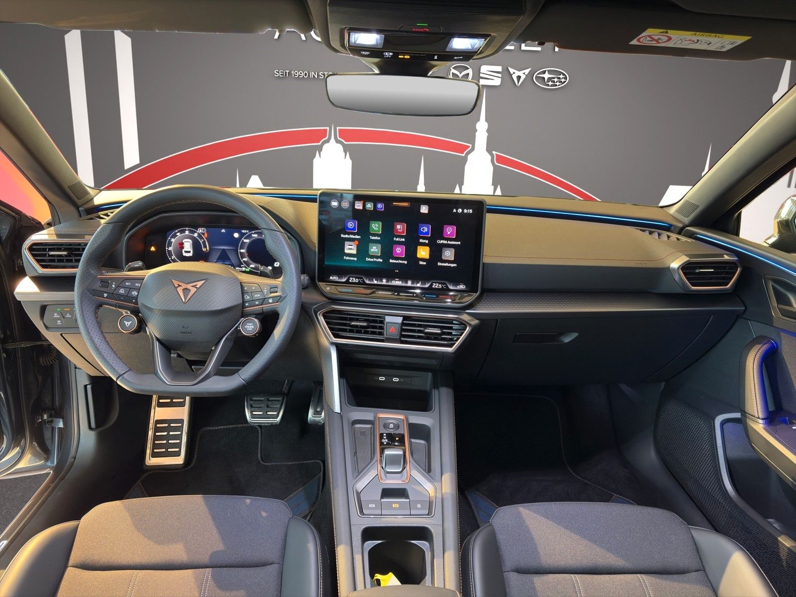 Fahrzeugabbildung CUPRA Leon Sportstourer 1.5 eTSI LED/ACC/SHZ/LHZ/RFK