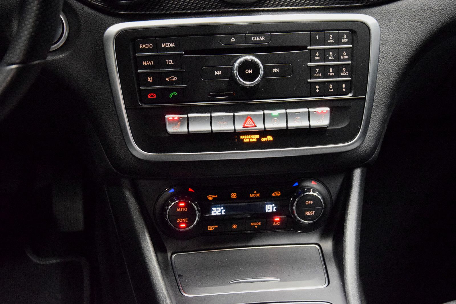 Fahrzeugabbildung Mercedes-Benz CLA 200d Shooting Brake AMG Urban Style Edition